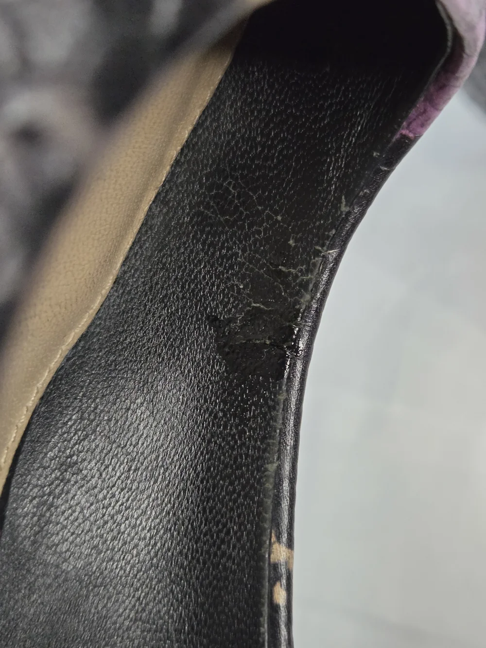 Coach Lacey Python Embossed Leather Purple + Black Snakeskin Pointed Toe Size 7B